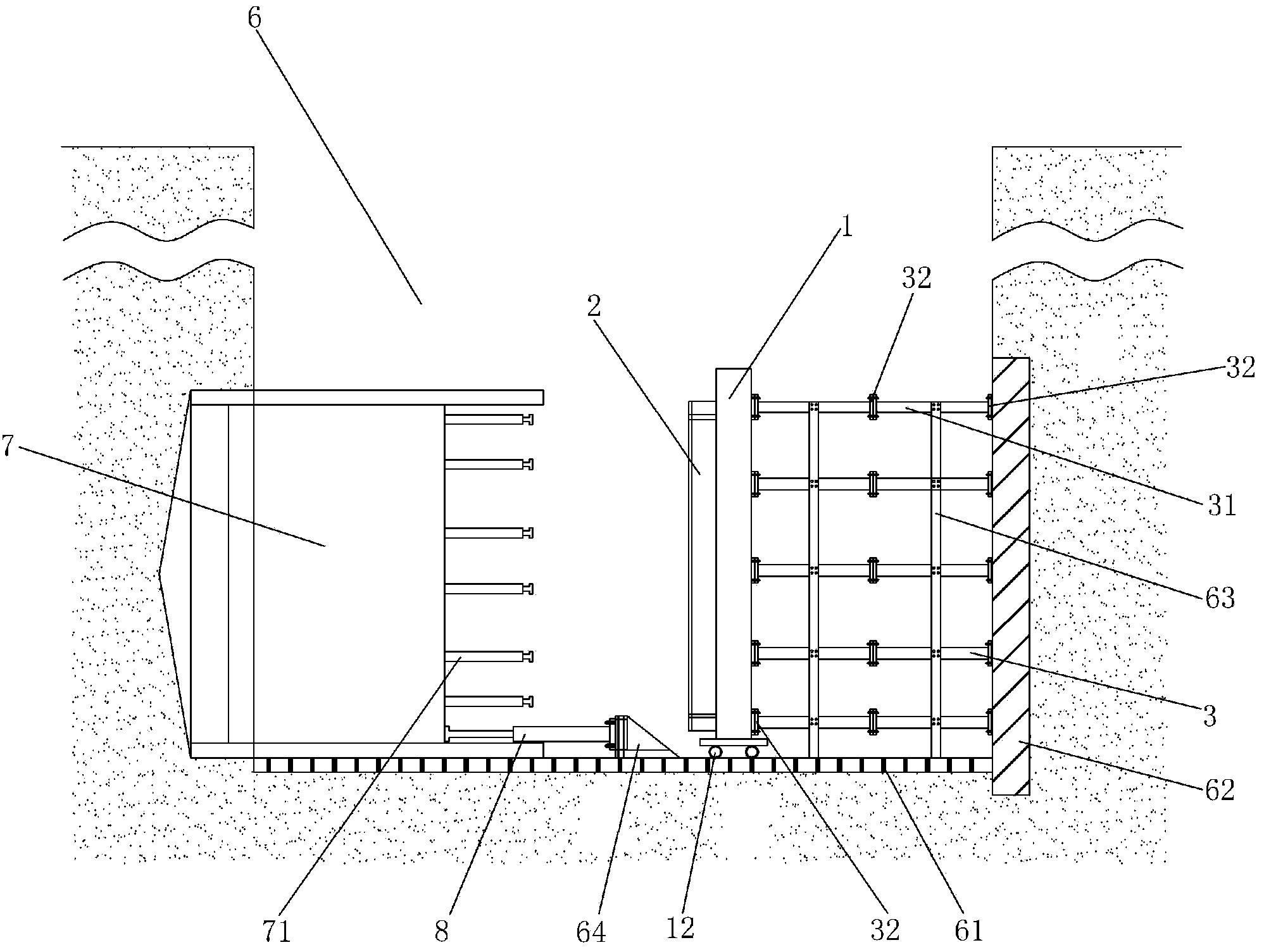 Movable reaction equipment for shield launching shaft