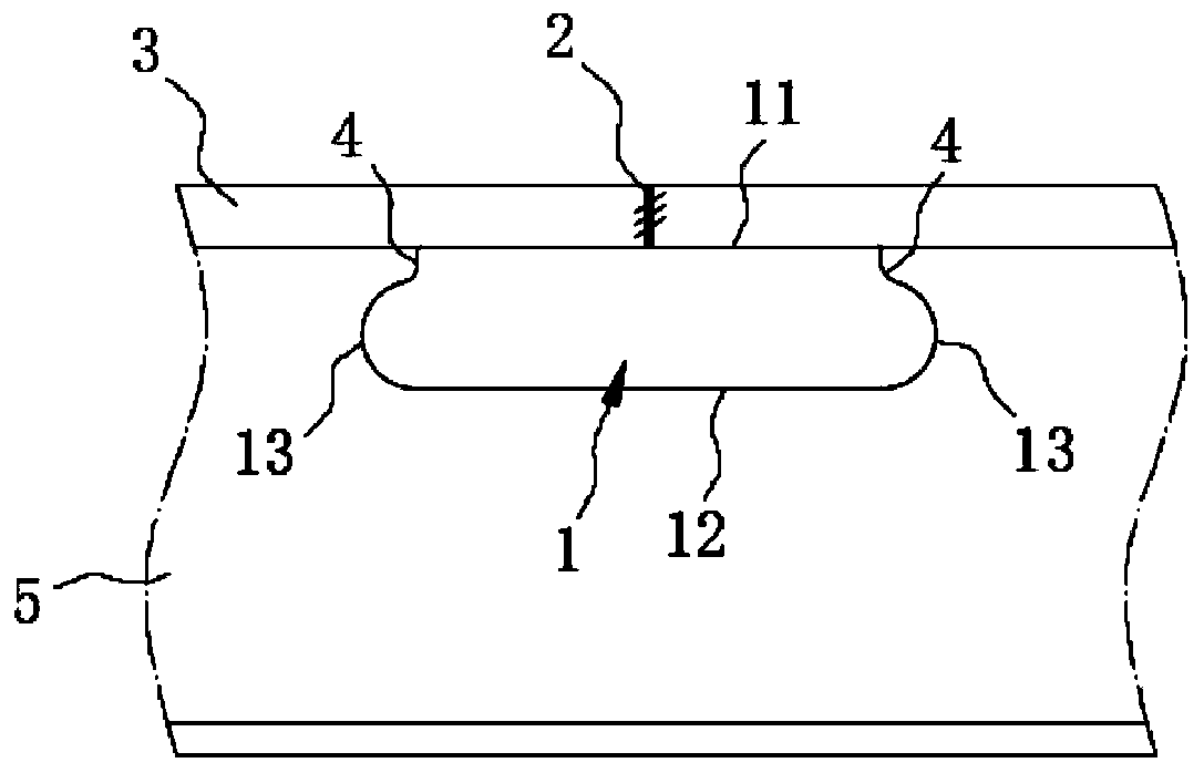 Clearance hole of large joint of ship