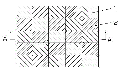 Latticed fabric embedded with metal wires