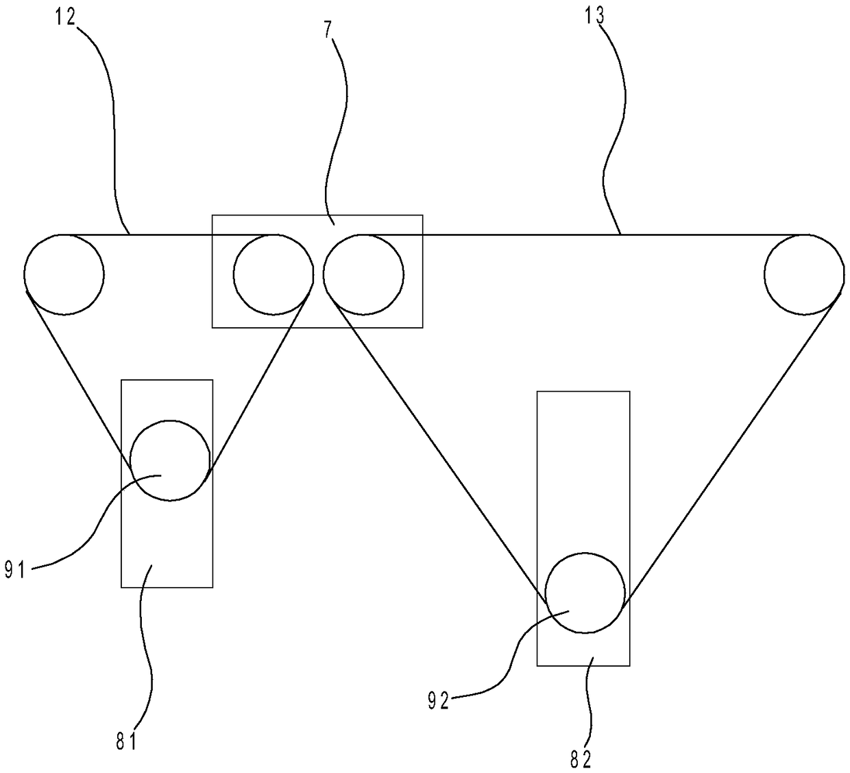 Fish slice cutting and sorting device for aquatic product processing line