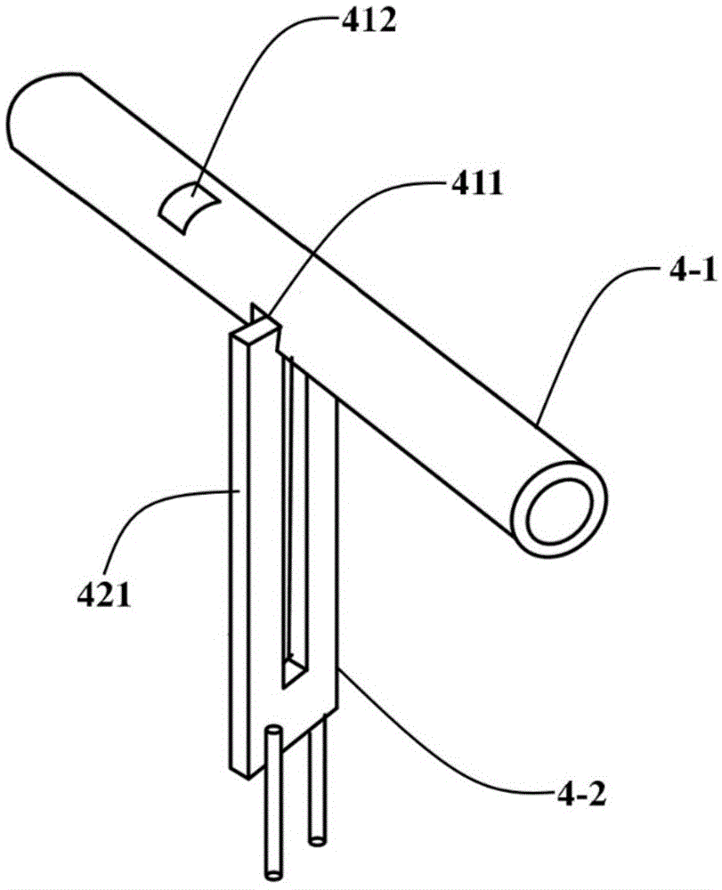 Quartz pitchfork type laser breakdown detection device