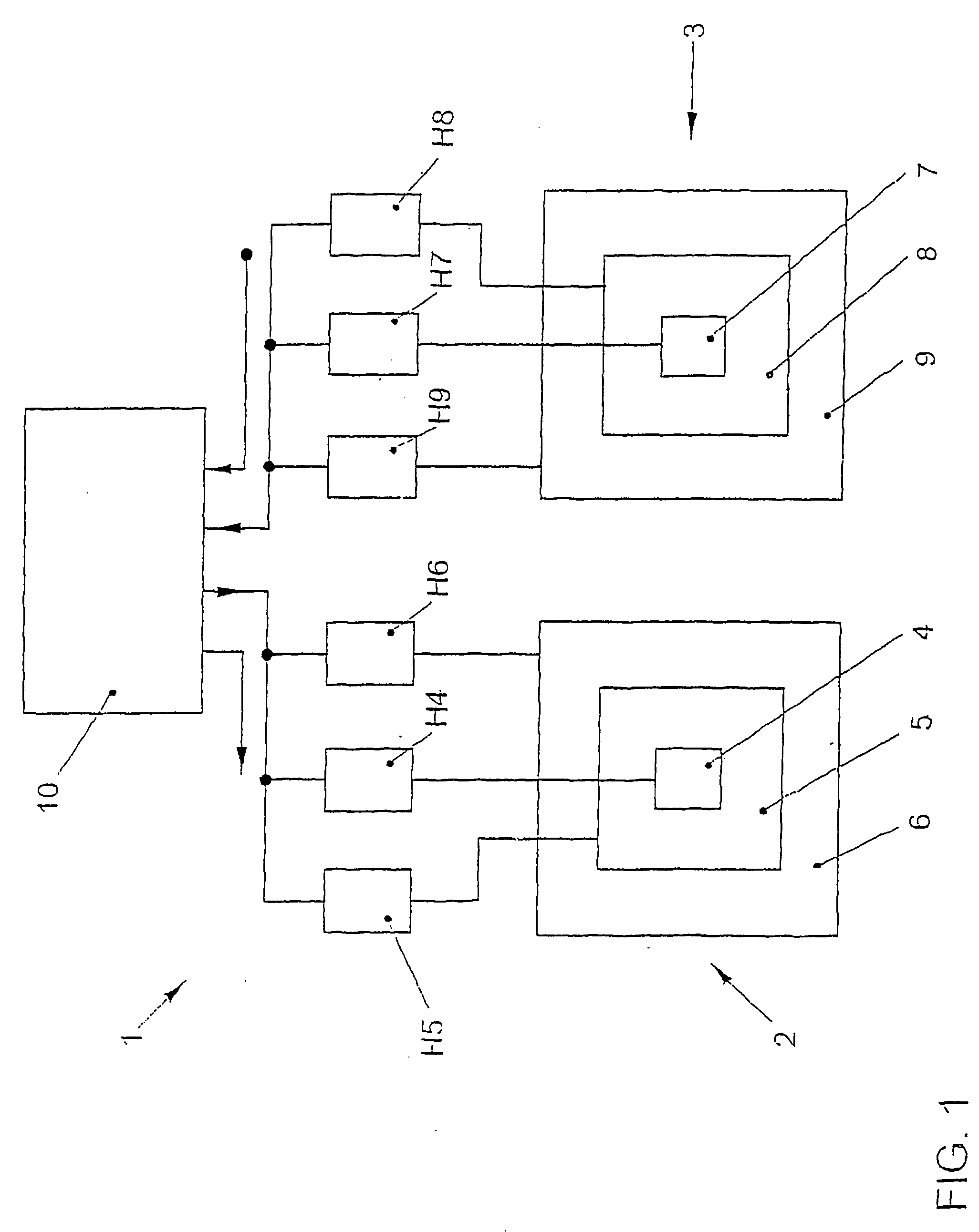 Device and method for acoustic communication and/or perception in a motor vehicle