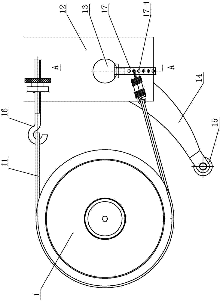 Constant-tension paying-off device