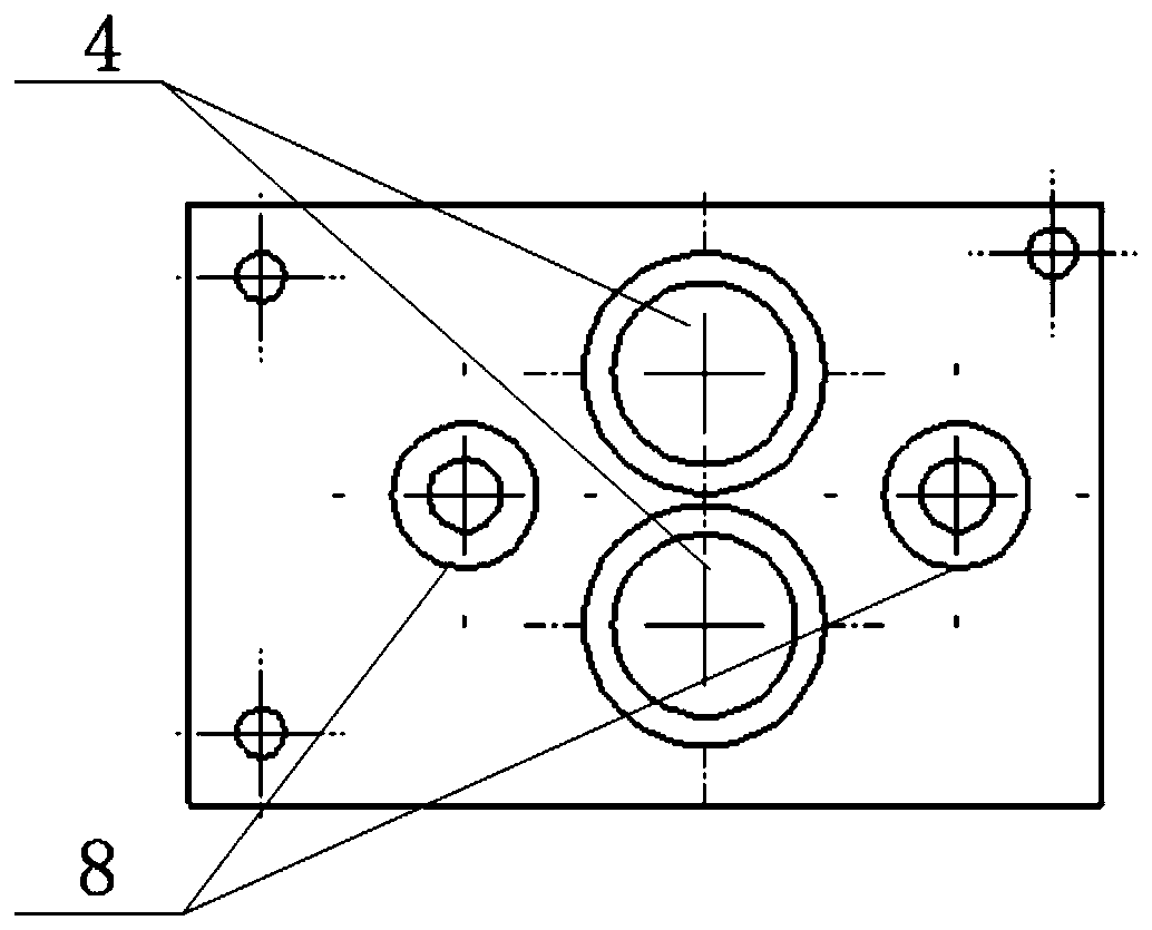 Surface emissivity online testing device and method thereof