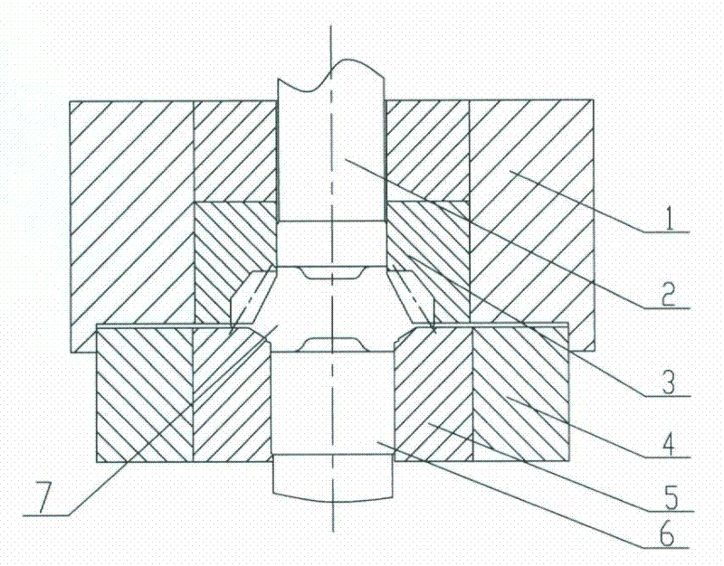 Upper die anti-cracking structure of closed type cold extrusion planetary gear die