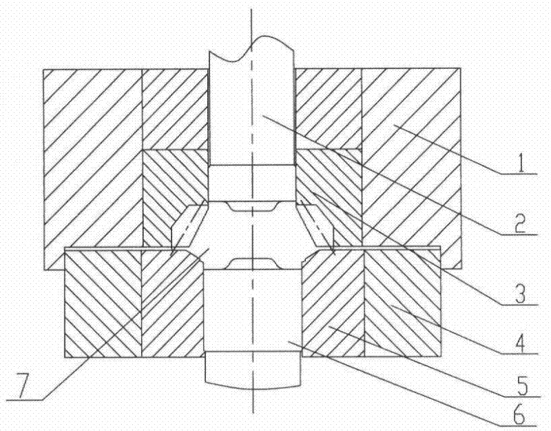 Upper die anti-cracking structure of closed type cold extrusion planetary gear die