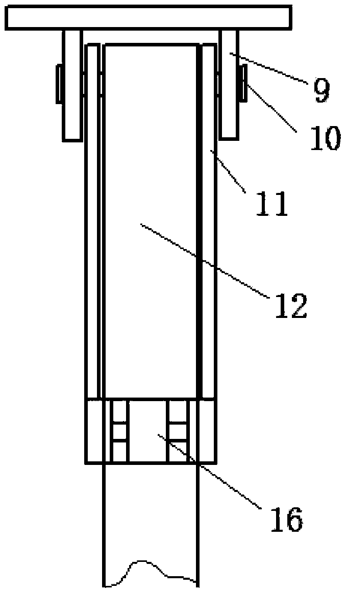 Pneumatic hammering demoulding mechanism