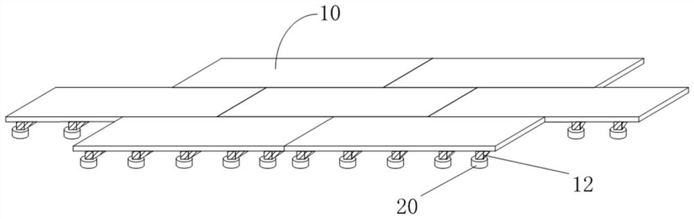 Solid wood floor comprising multiple floor blocks and leveling devices and preparation method