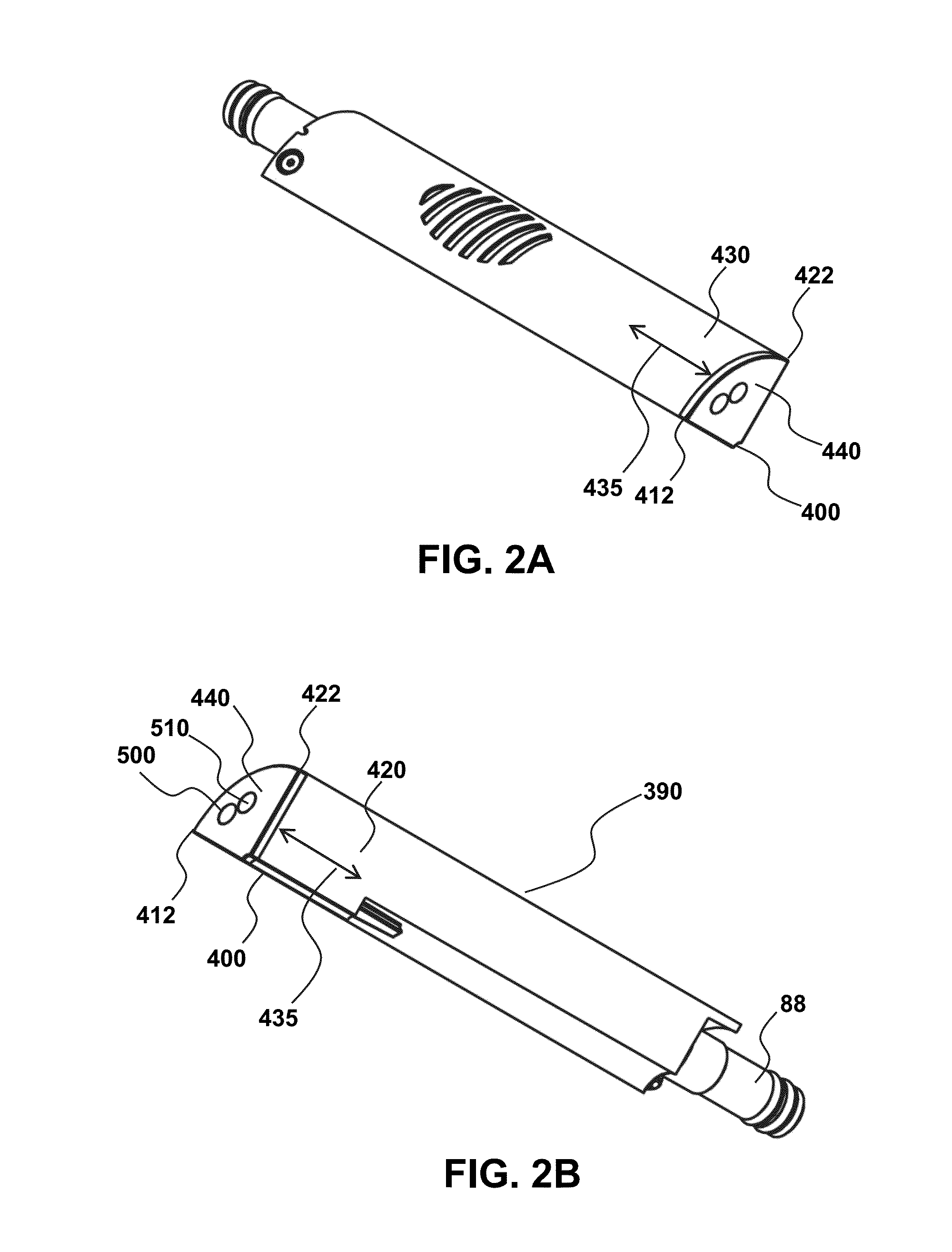 Compact sensor for measuring turbidity or fluorescence in a fluid sample