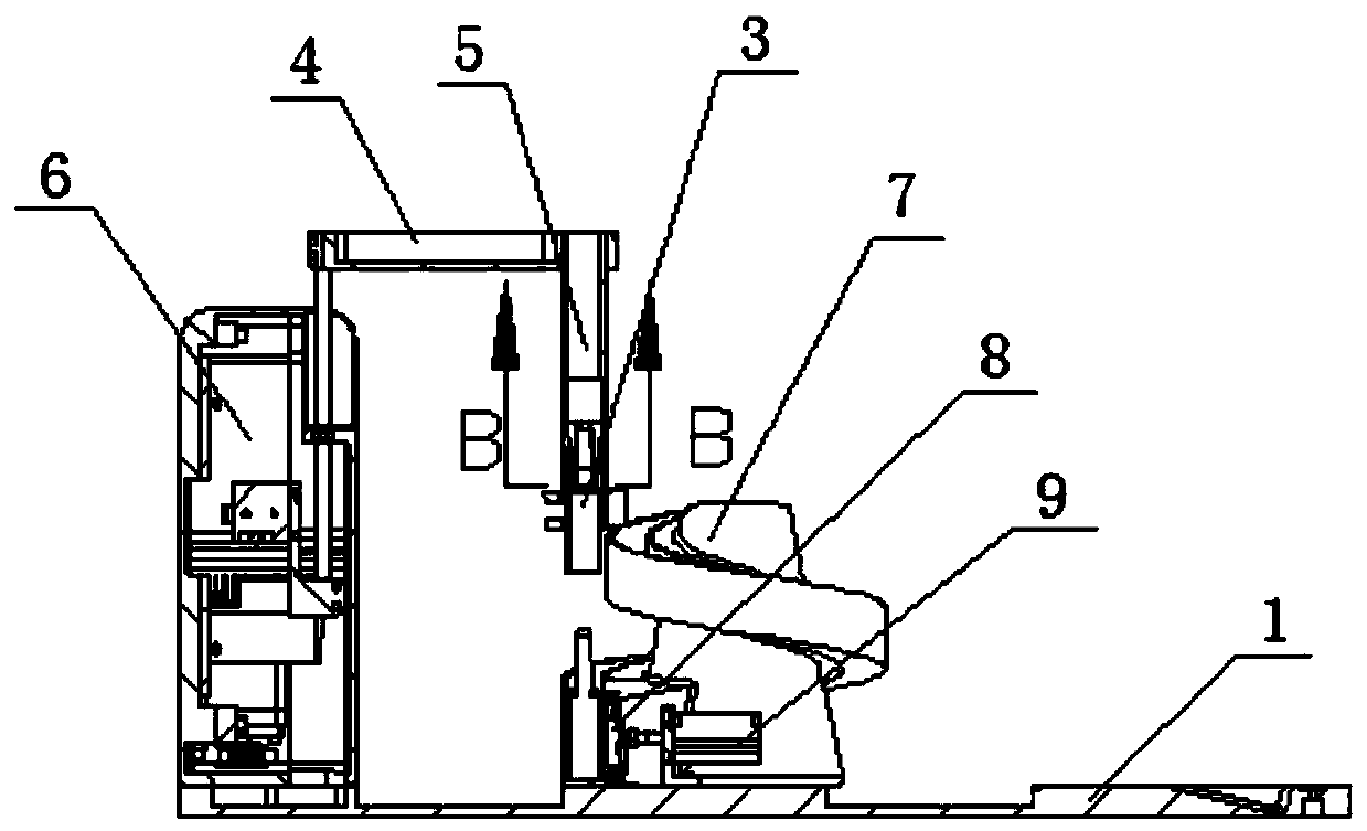 Bottle feeding device of aqueous solution dispensing machine