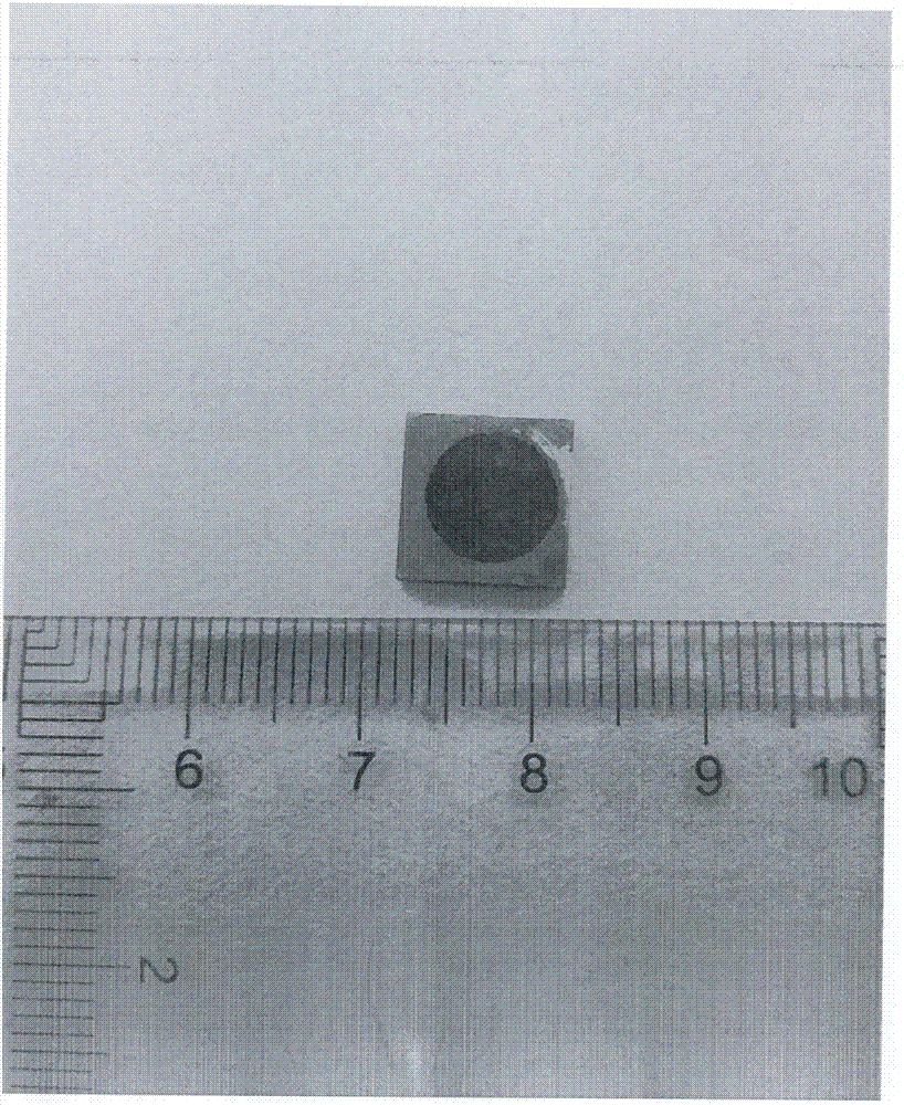 Trace organic matter residue high sensitivity surface-enhanced raman detecting substrate and preparation and using method