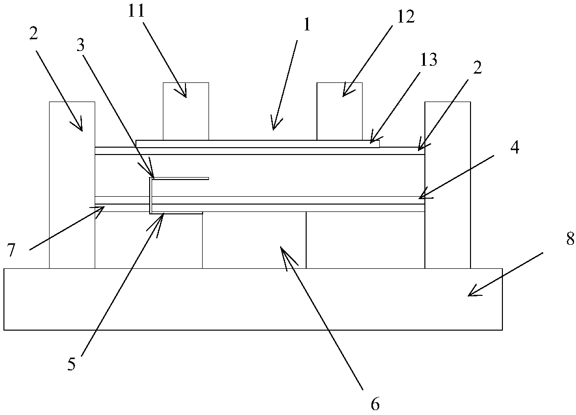 Water-mediated dielectric antenna and model establishment method thereof