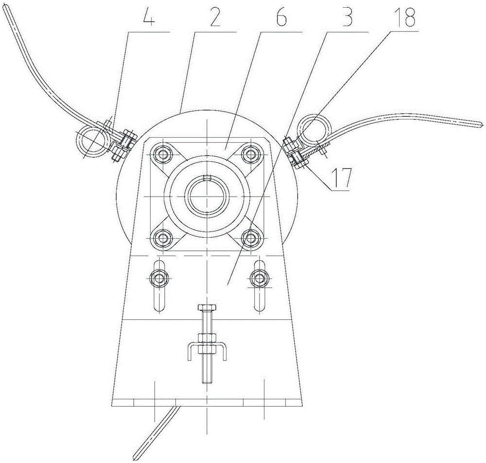 Elastic claw type cotton picker