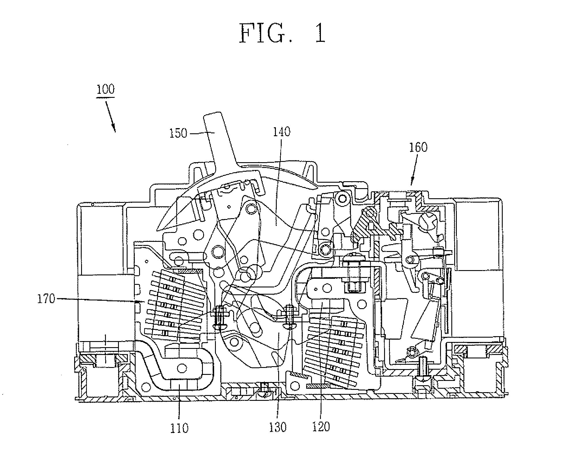 Instantaneous trip mechanism for mould cased circuit breaker