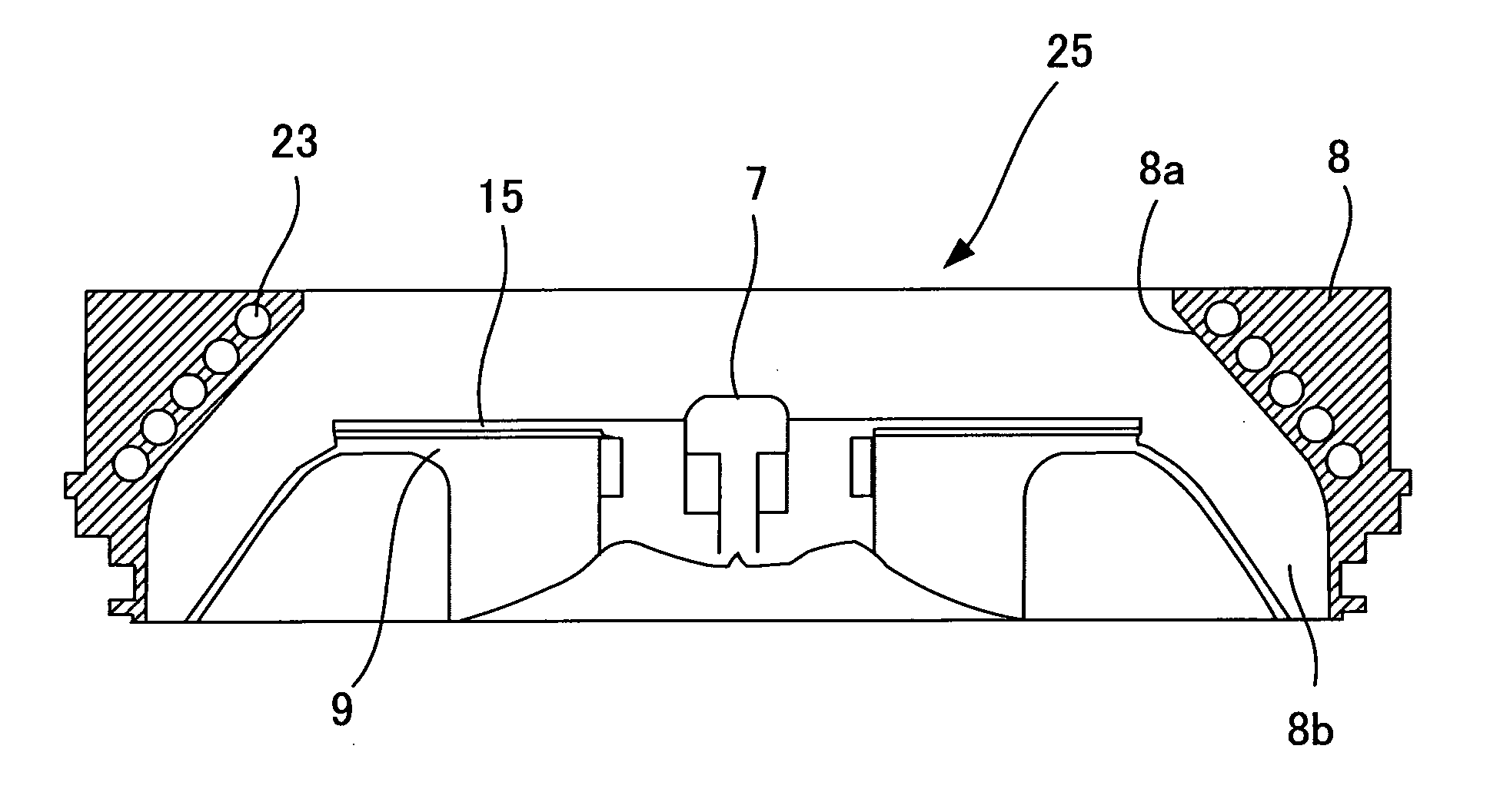 Spin coater, temperature controlling method of the same, optical disc production apparatus, and optical disc production method