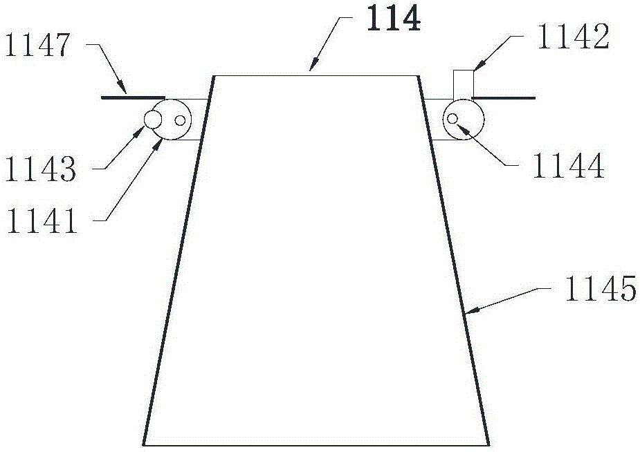 Dirty oil water separator with built-in flow restraining device