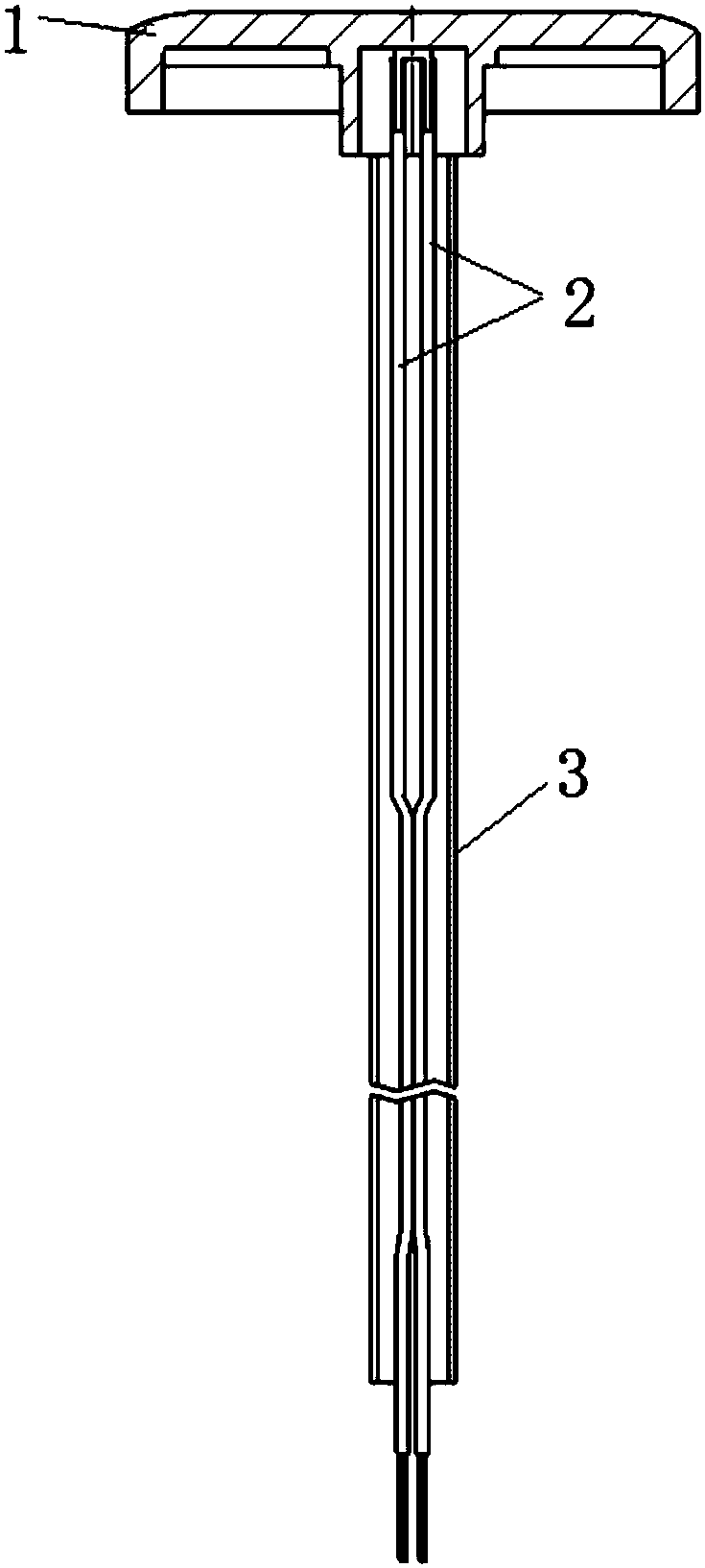 Thermocouple temperature measuring probe, temperature measuring device using same and cooker