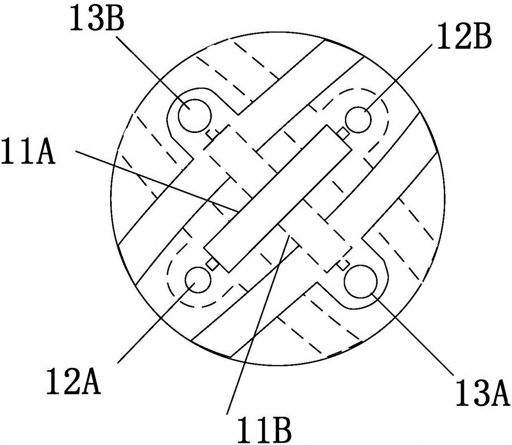 Differential feed broadband dual-polarized plane base station antenna