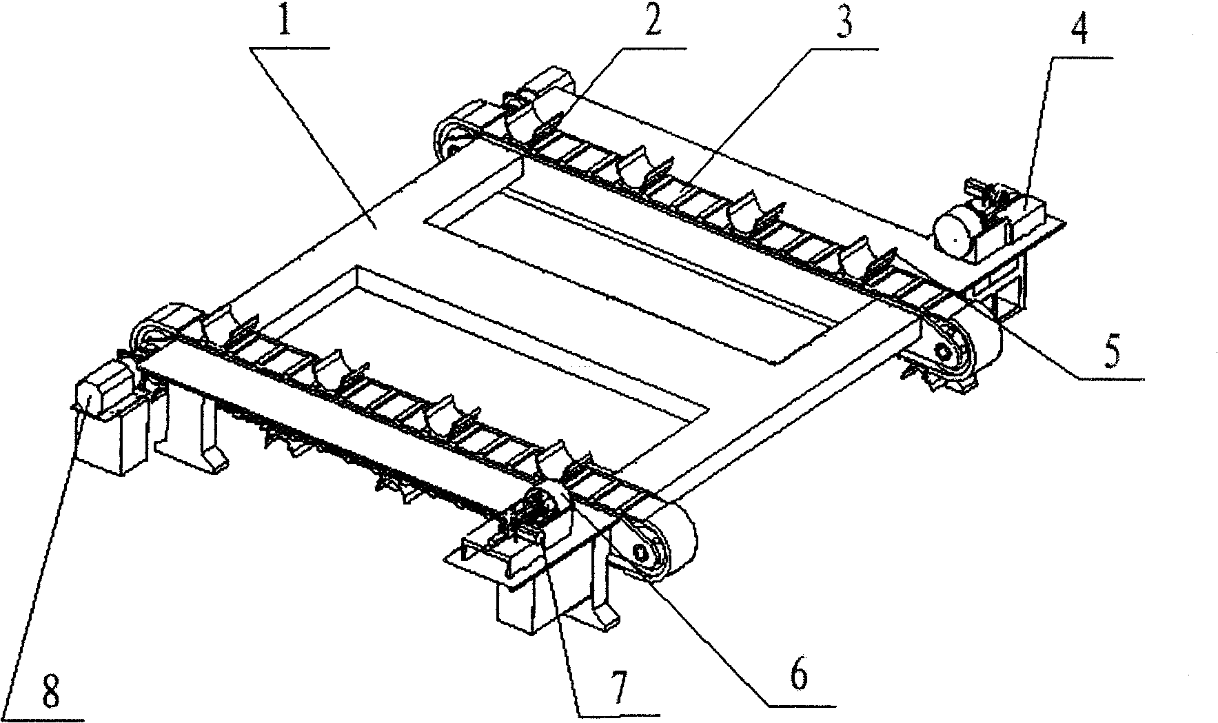 Hole positioning welded pipe conveying device