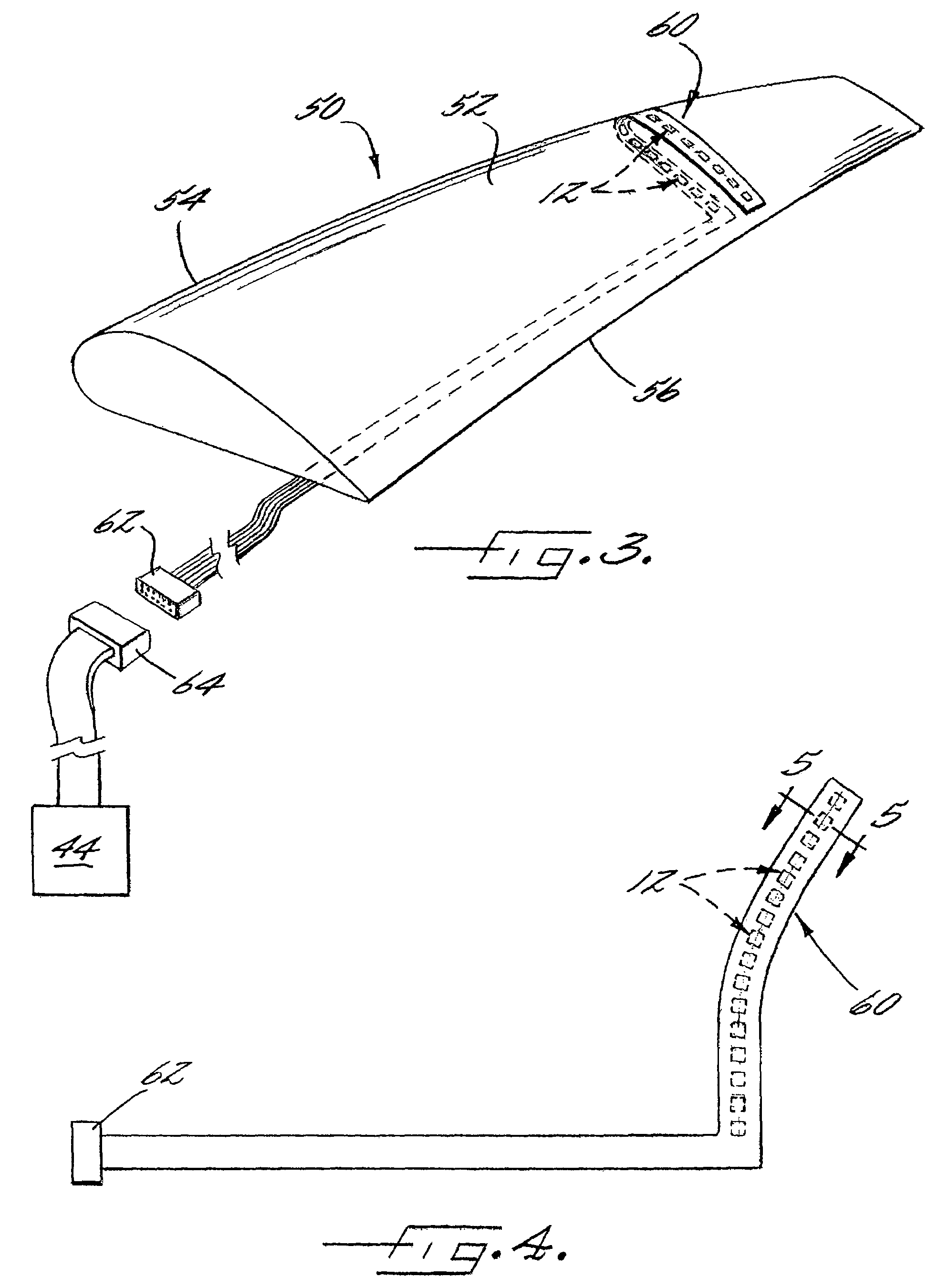 Piezoelectric sensor, sensor array, and associated method for measuring pressure