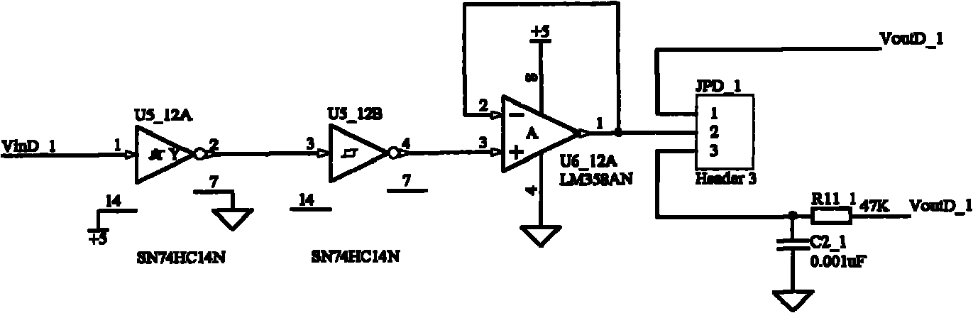 Multi-parameter control system for threshing performance of combined harvester