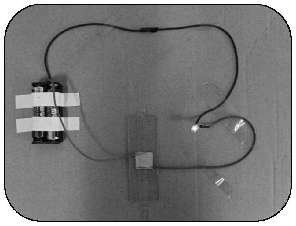 Bisphenol A paraformaldehyde novolac epoxy resin conductive adhesive and preparation method thereof