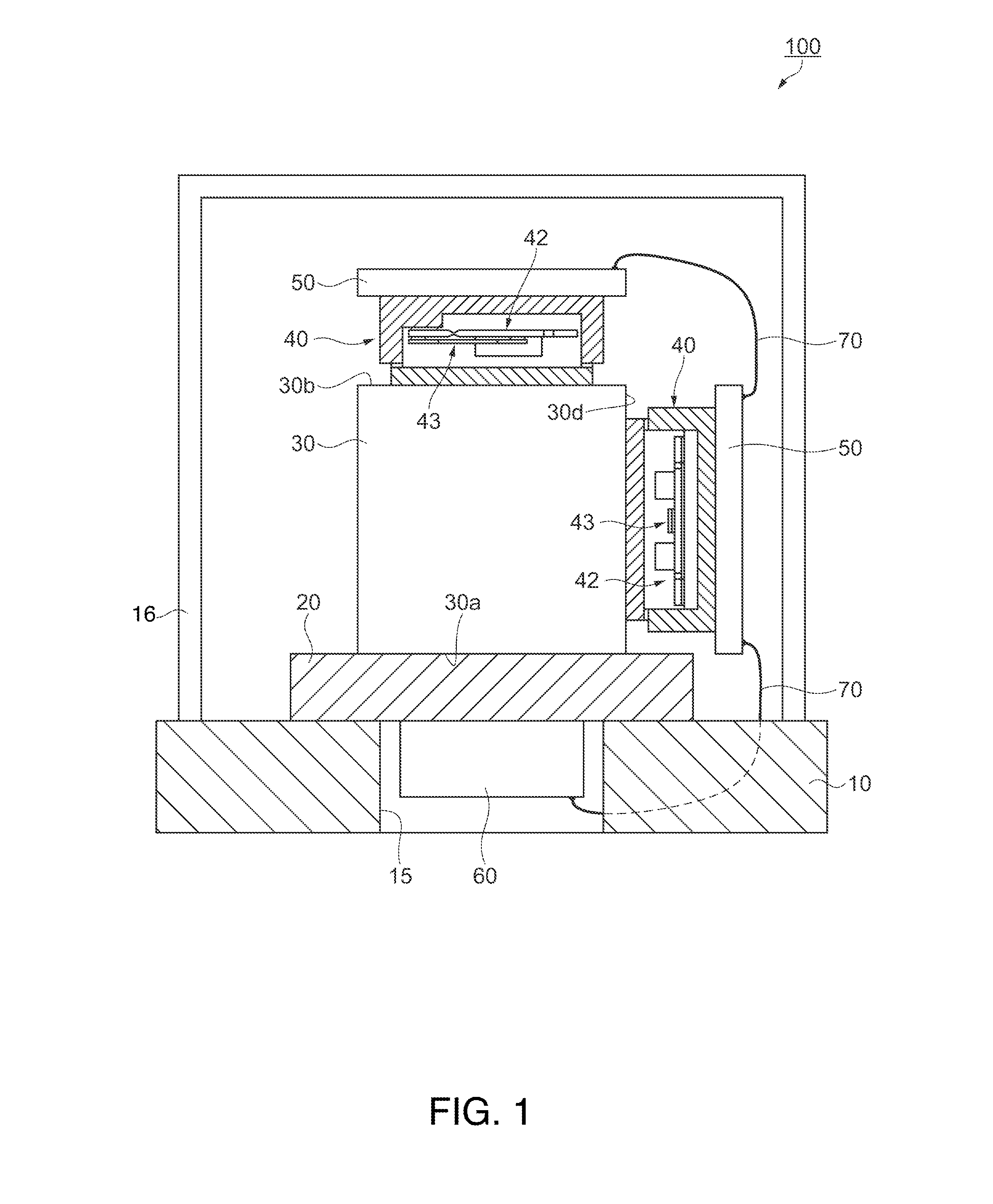 Physical quantity detecting device, electronic apparatus, and moving object