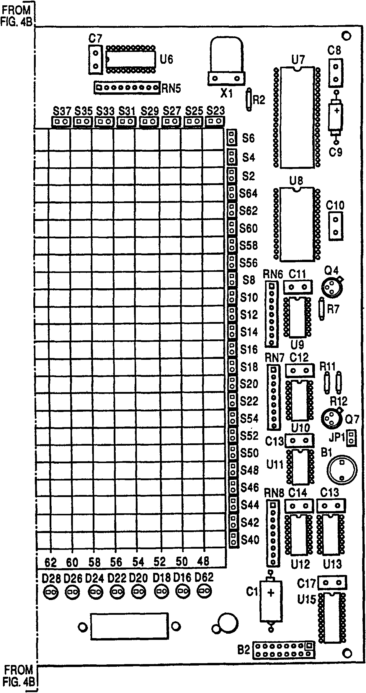 Infrared transmitting or receiving circuit board unit and infrared touch screen