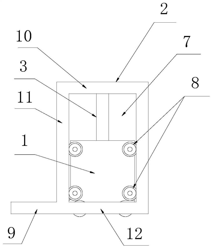 Self-propelled lifting device for battery replacement of electric vehicle