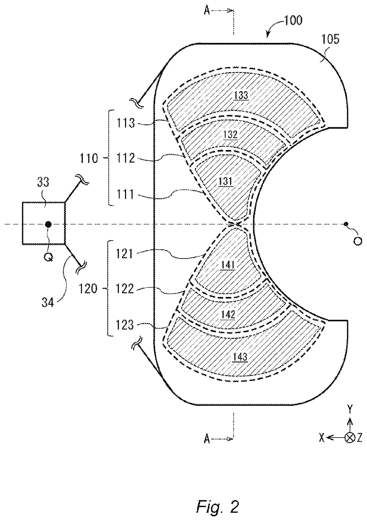 Superconducting electromagnet apparatus and charged particle irradiation apparatus