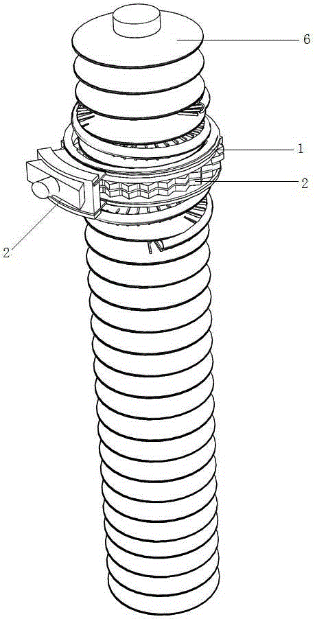 Self-rotating type insulator cleaning device