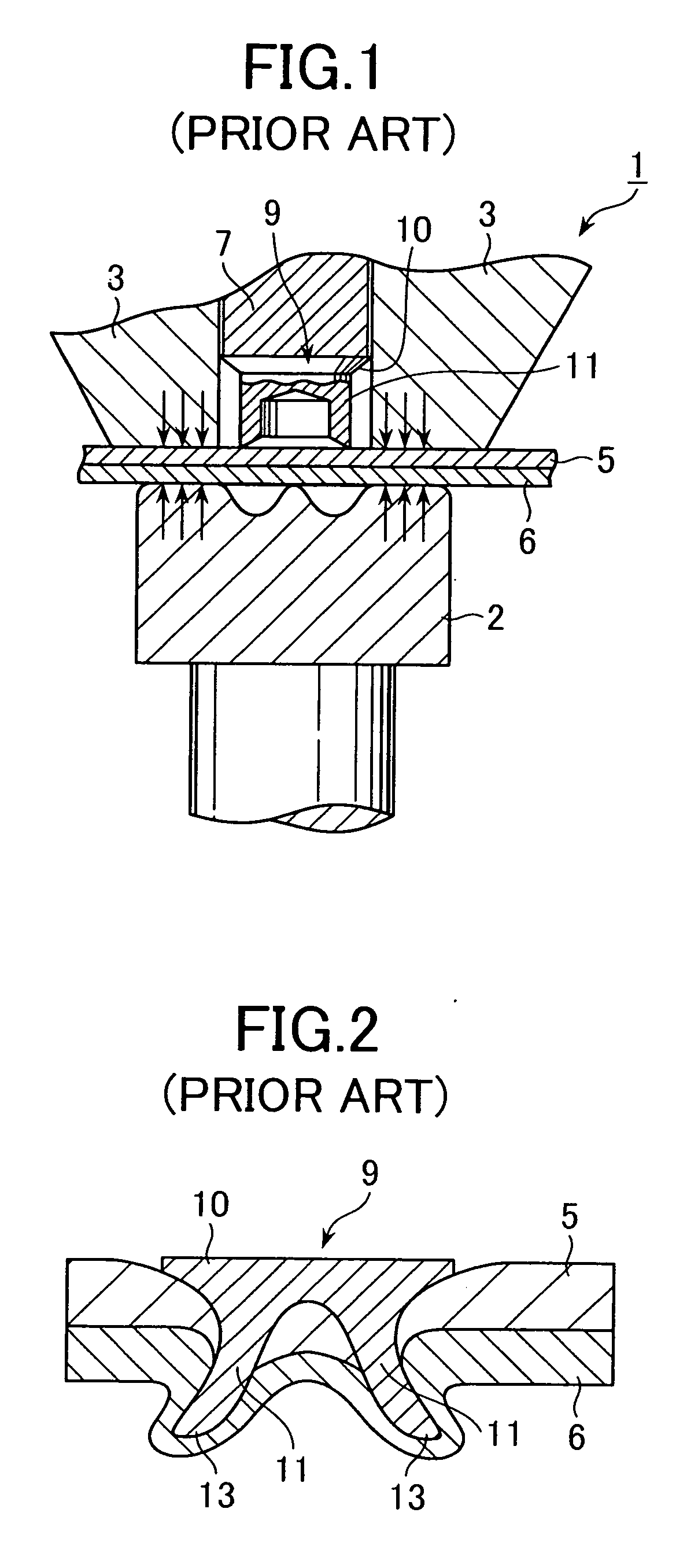 Self-piercing rivet fastening device with improved die