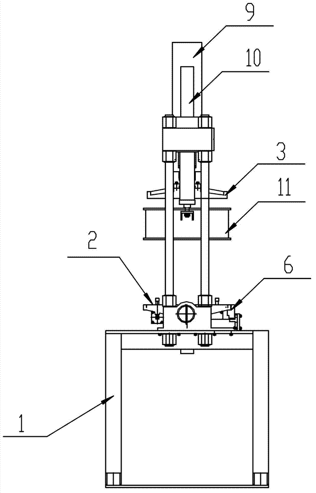 Horizontal mould parting static pressure molding machine and static pressure molding machine set capable of achieving automatic mould assembly