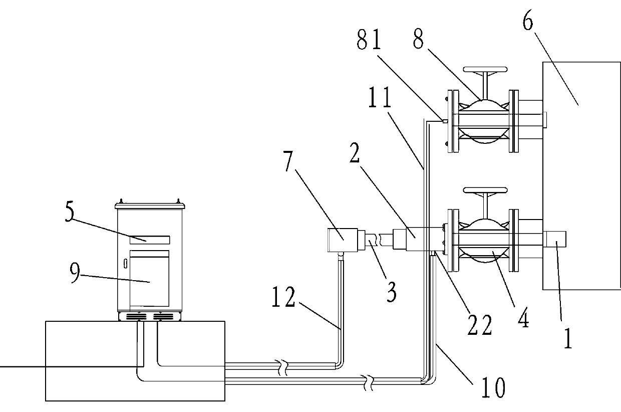 On-line transformer partial discharge monitoring device with oil extraction function