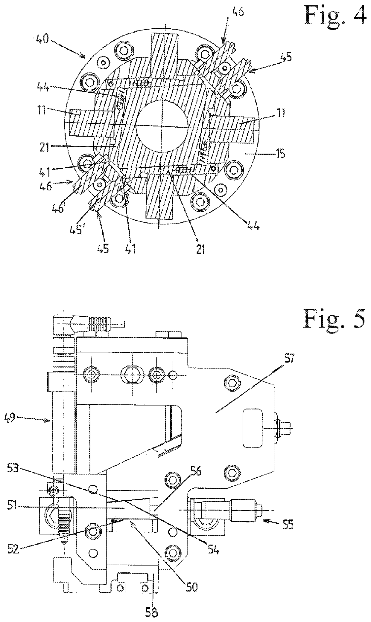 Powder press and a feed housing having preferably a plurality of stamps which are movable for a transverse press