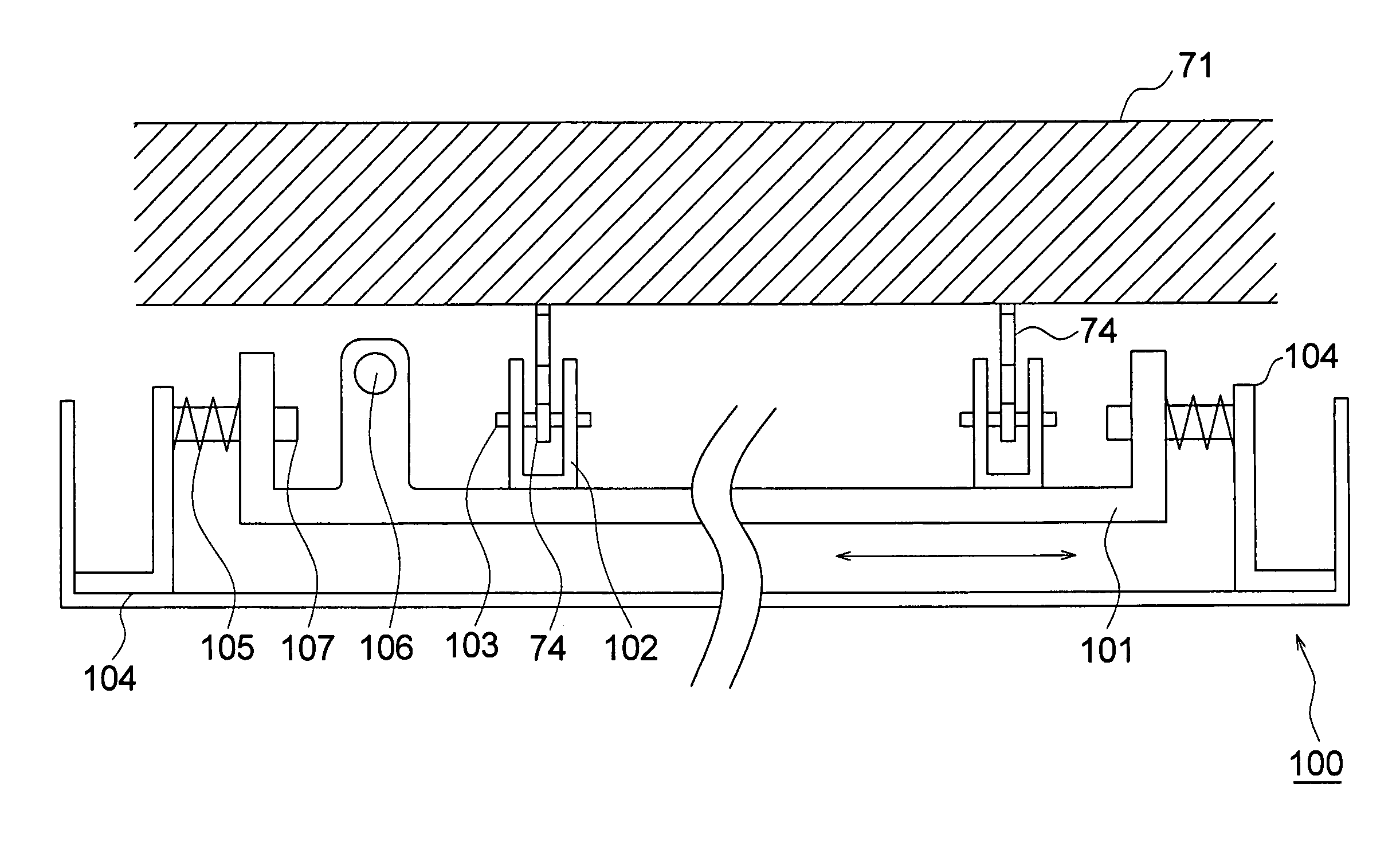 Fixing device and image forming apparatus with horizontally moving separating claw