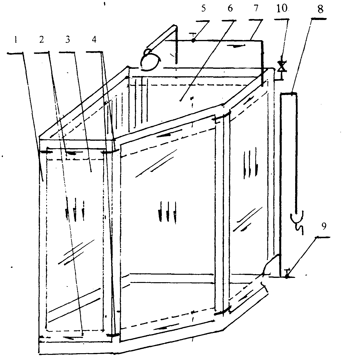 Heat accumulating type shower room