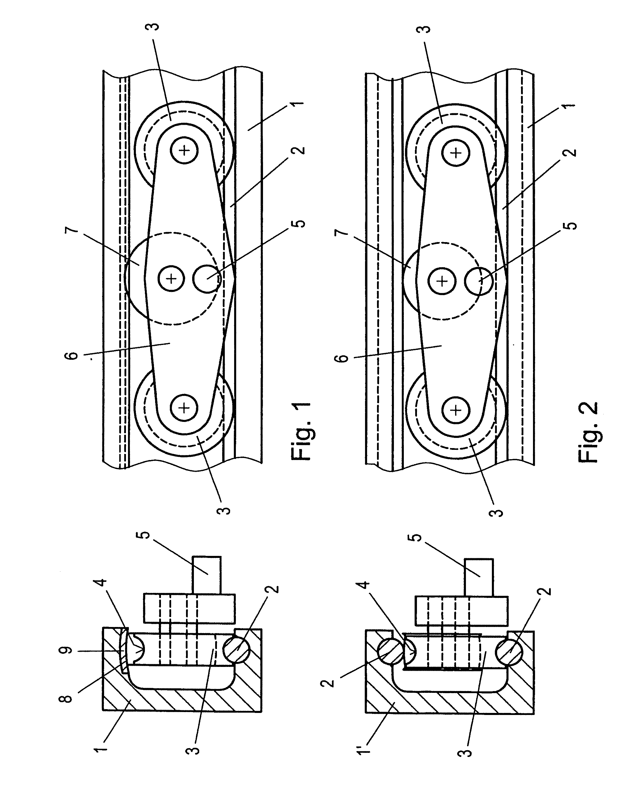 Device for suspending a sliding door