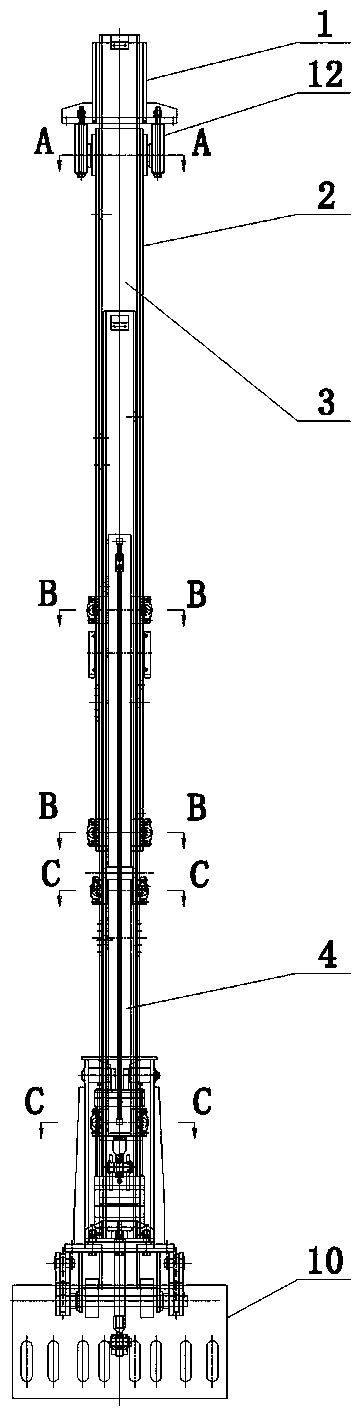 Eccentric cleaning mechanism lifted through double oil cylinders