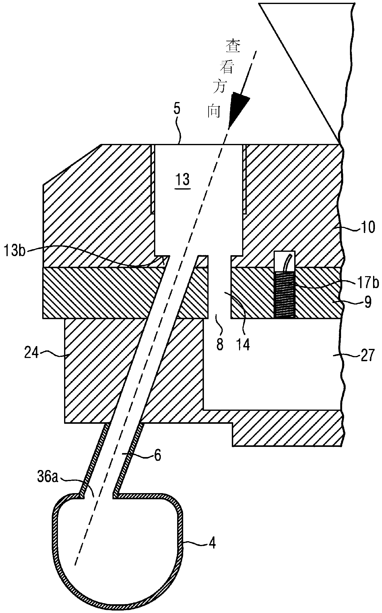 Filling machine and method for filling pasty substances