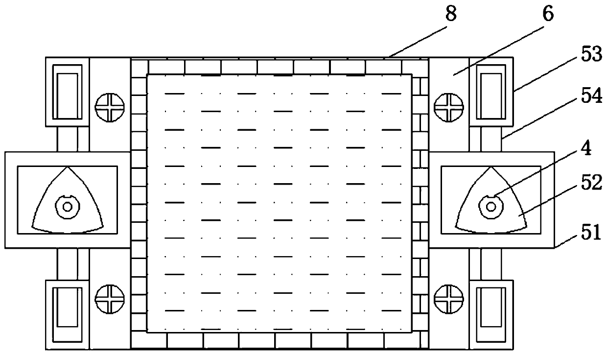 Separation device for treating garbage by earthworms and using method thereof