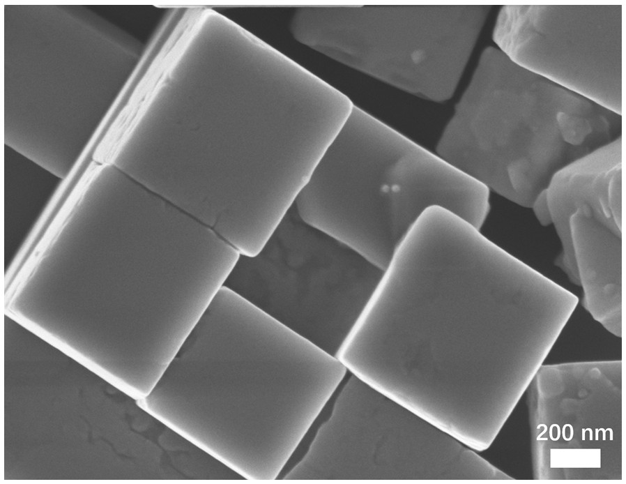 Prussian blue redox derived iron-based wave-absorbing material and preparation method thereof