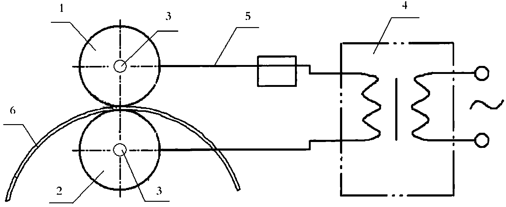 Deformation correcting method of circumferential weld of thin-wall titanium alloy welding casing