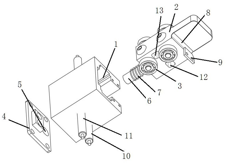 Method for realizing self-adaptive training in dynamic weight reduction device