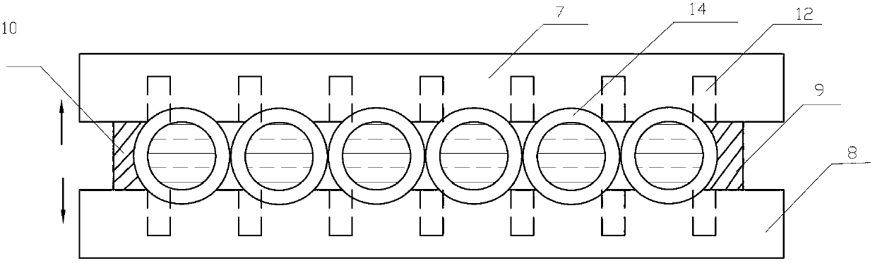 Arranging device for installing pipetting tips into tip box