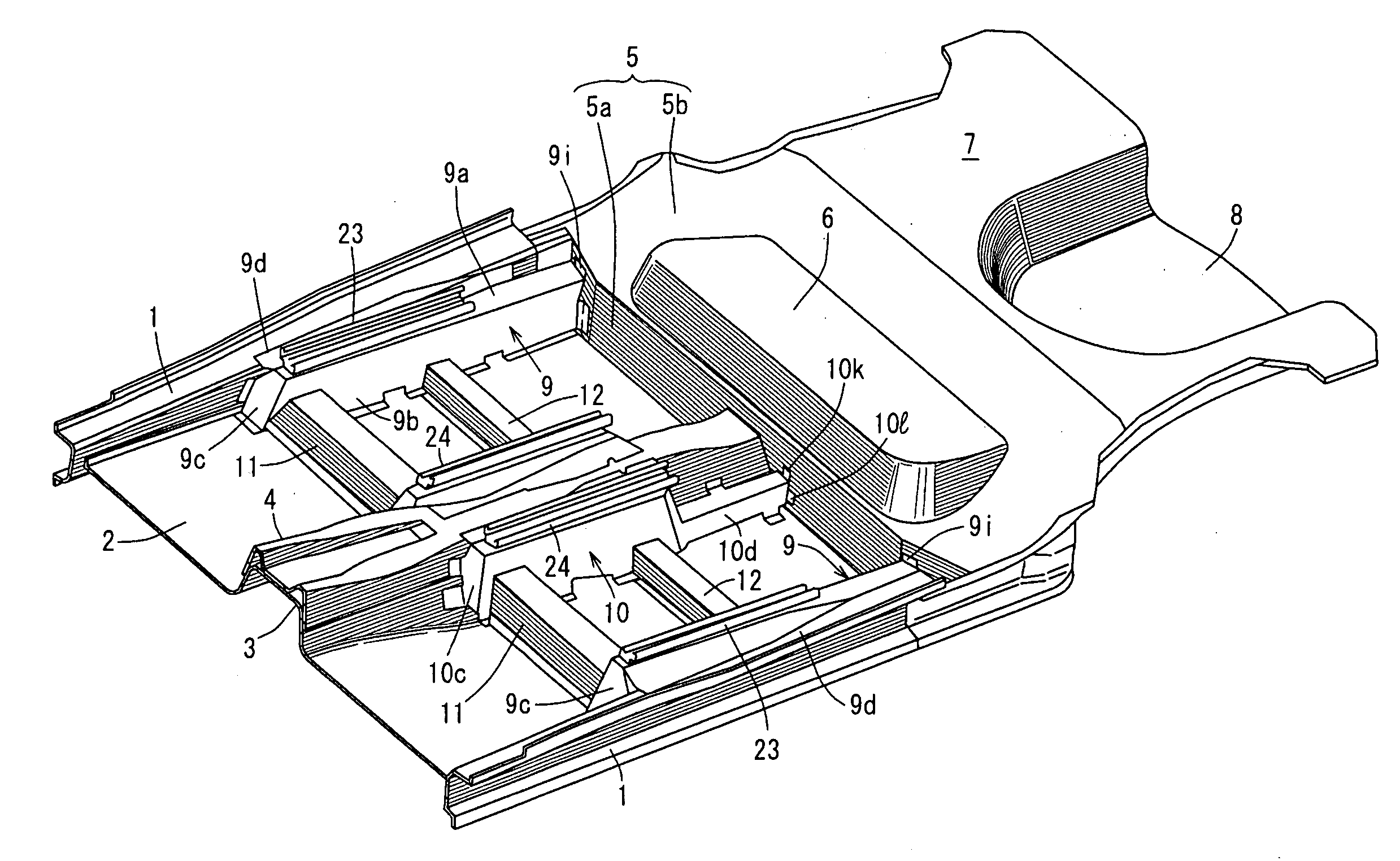 Lower vehicle body structure of vehicle