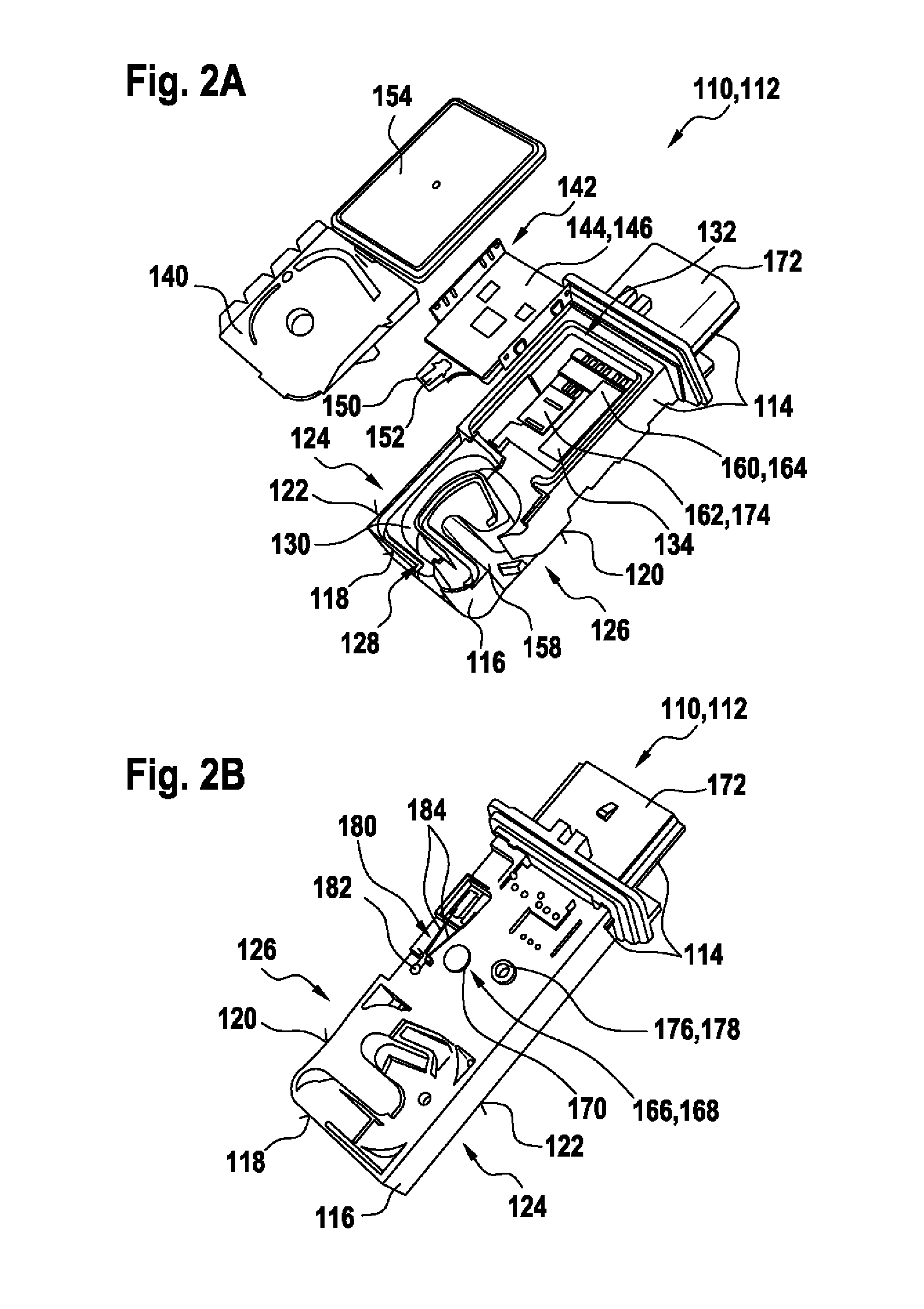 Sensor device for detecting a flow property of a fluid medium