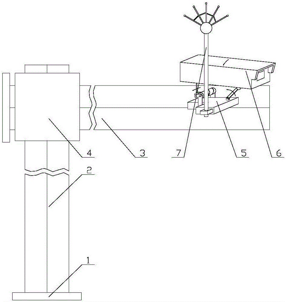 Intelligent anti-lightening traffic condition monitoring device with splicing cross rod