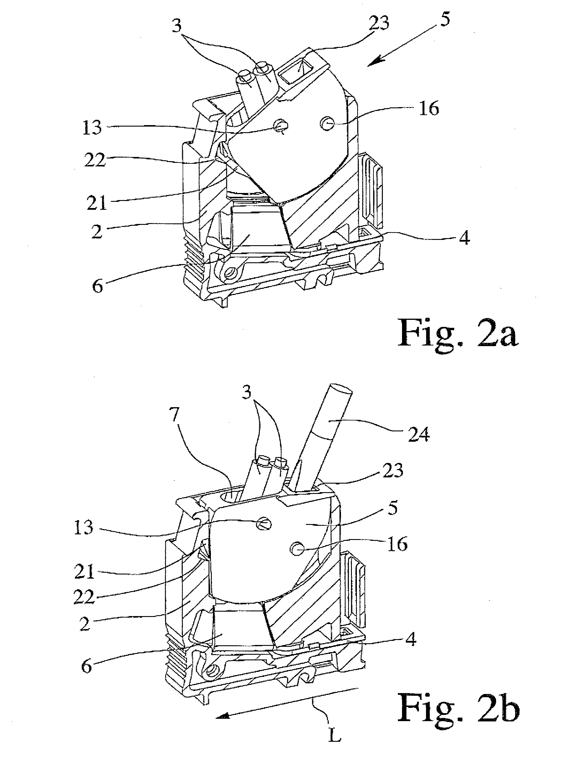 Electrical connecting device