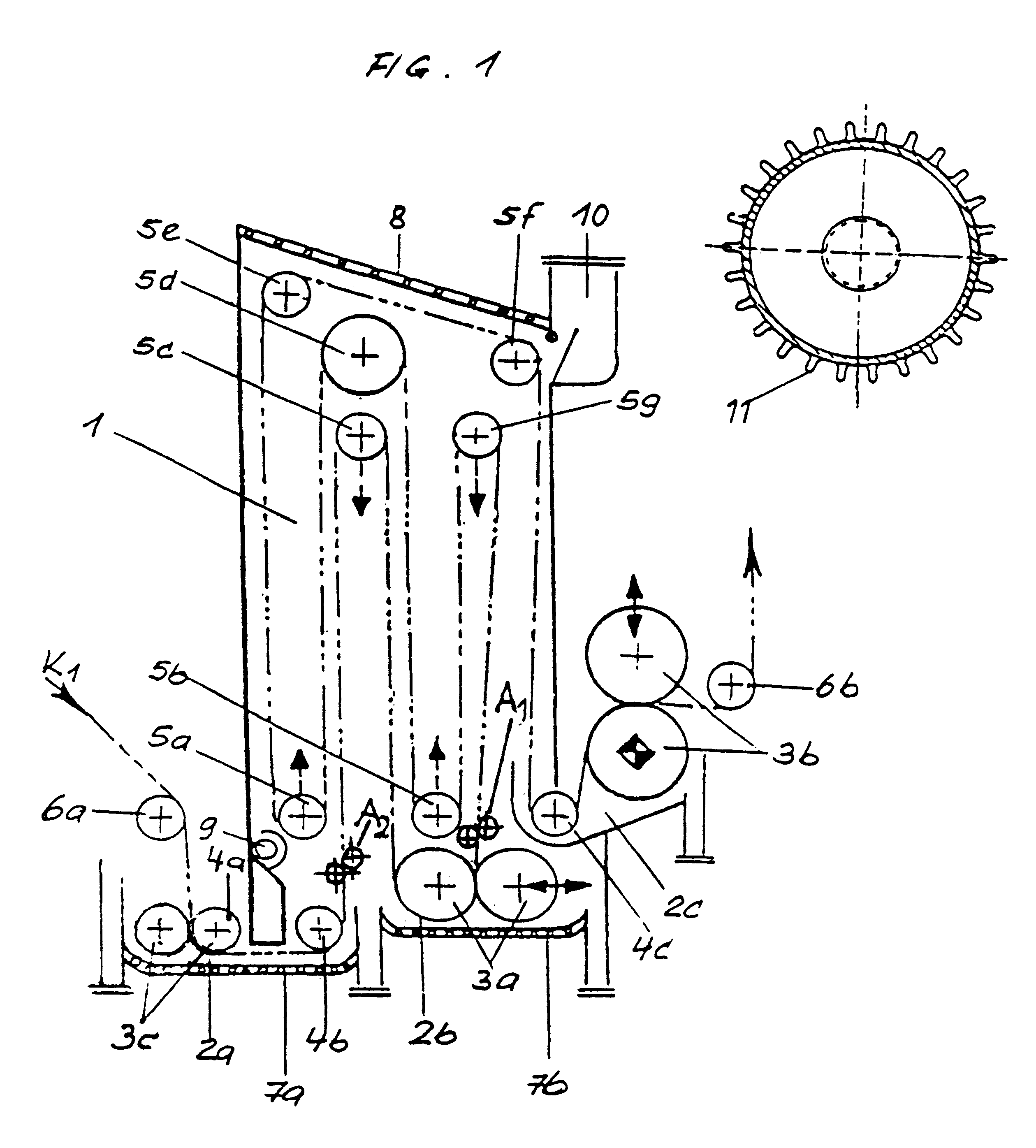 Method and device for continuous dyeing of warp ends